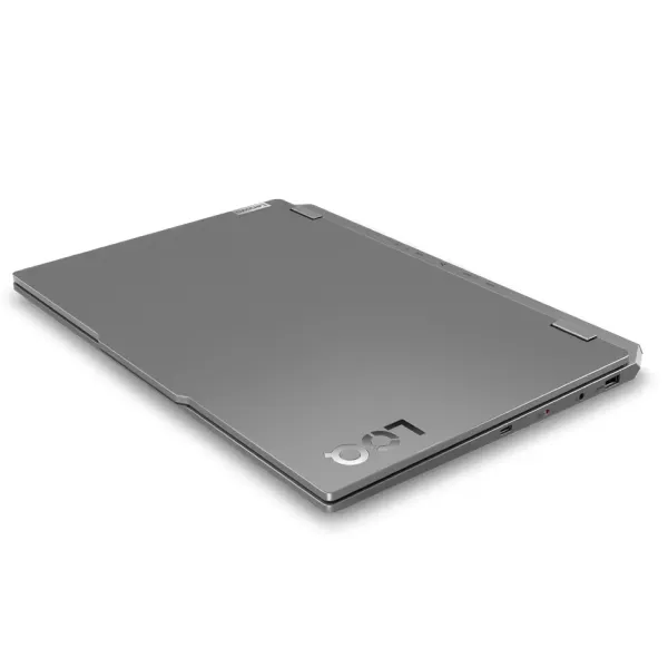 Laptop Lenovo LOQ 15IRX9 83DV00UFVN slide image 11